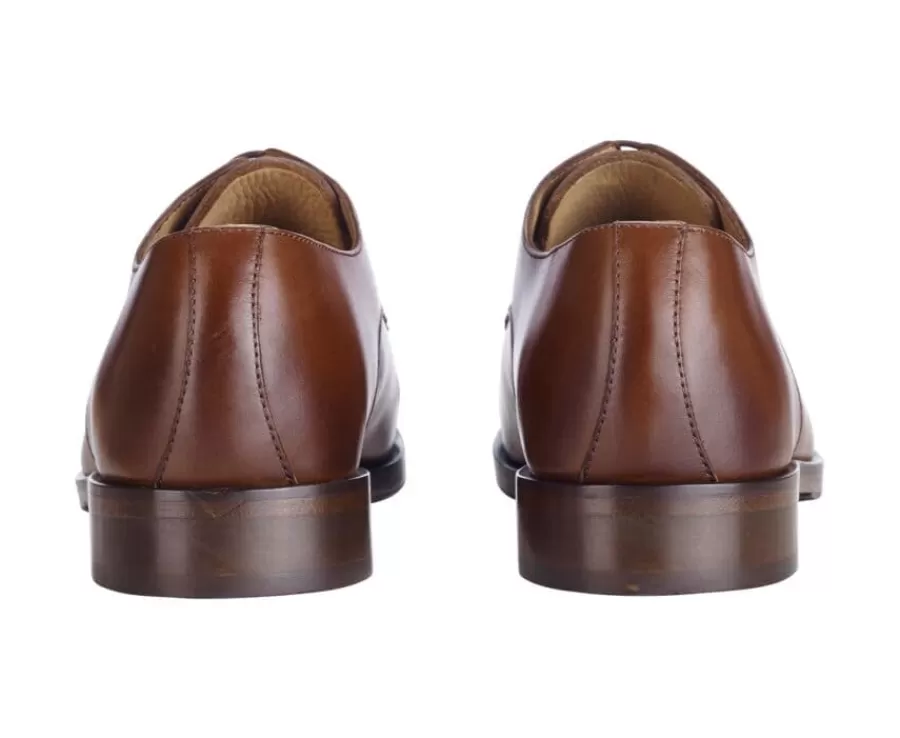 Cheap Derbies Castaño patinado de hombre con suela de cuero y goma de caucho Maywell Patin Zapatos Derby Y Bluchers