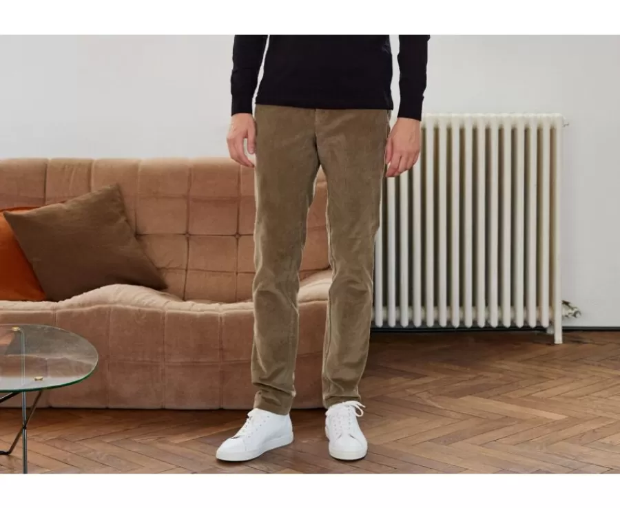Outlet Pantalón chino de pana Verde Salvia para hombre Norman Pantalones Ajustados
