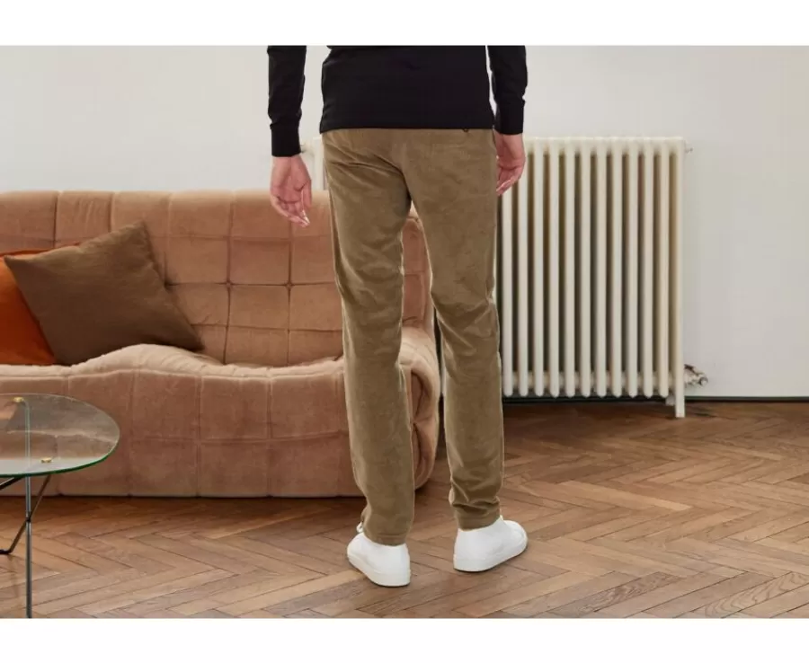 Outlet Pantalón chino de pana Verde Salvia para hombre Norman Pantalones Ajustados