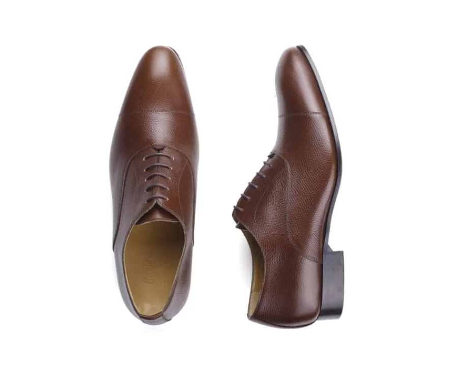 Cheap Zapatos oxford Castaño granulado para hombre con suela de cuero Brisbury Zapatos De Boda