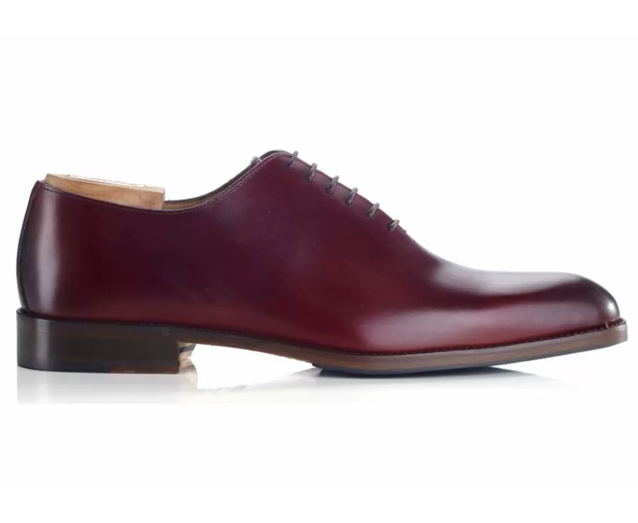 Shop Zapatos Oxford de piel hombre Burdeos patinado Peter Patin Zapatos De Boda